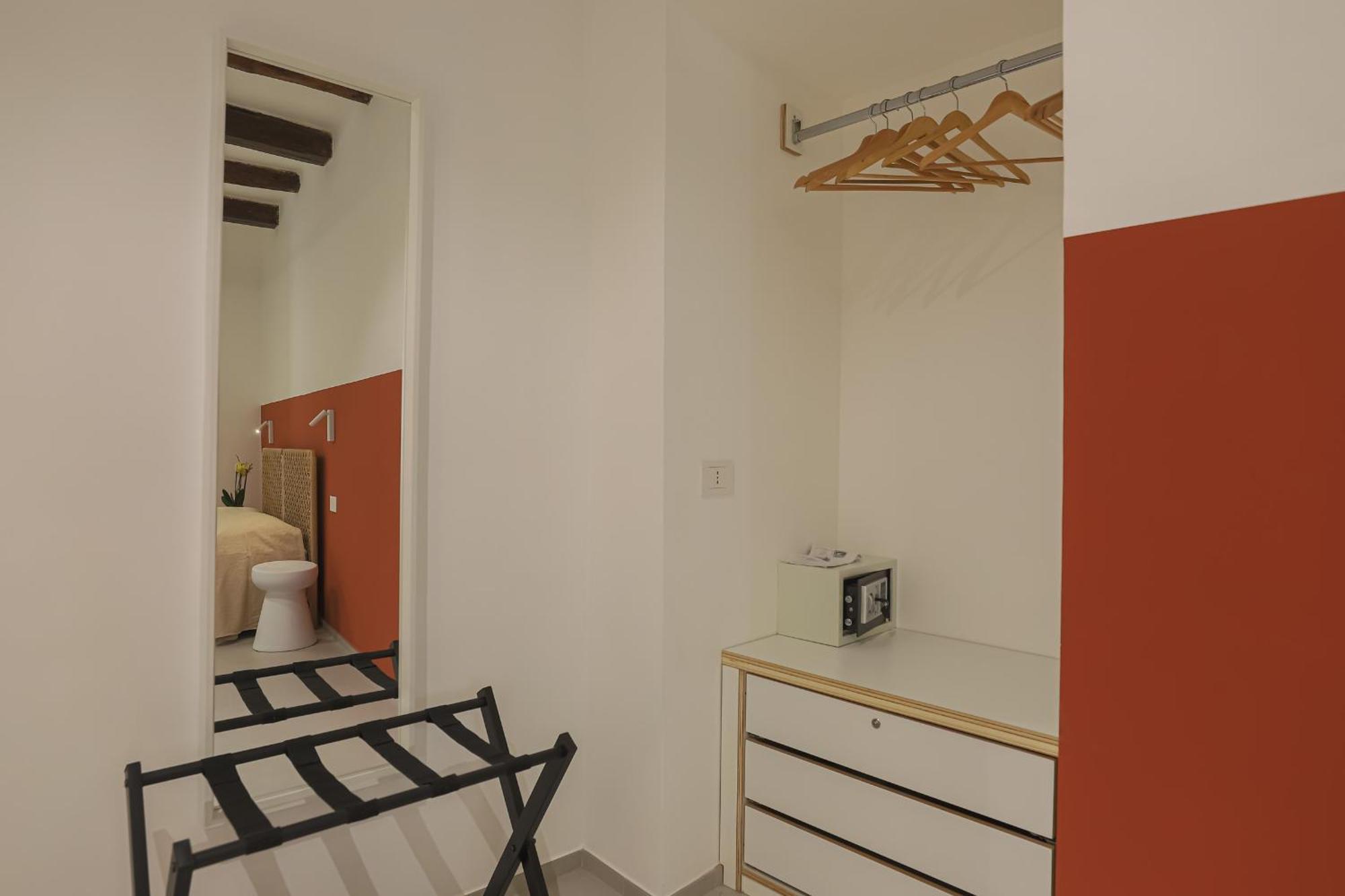 Desiderio Guest House サレルノ エクステリア 写真